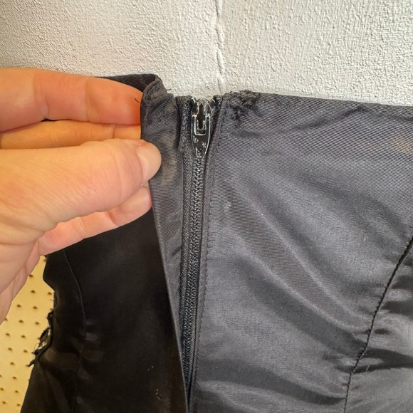 Vintage | 1980's Nadine LBD Black Strapless Cocktail Dress Size 7/8 - Picture 7 of 14